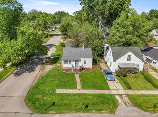 19701 Seminole, Redford, MI 48240