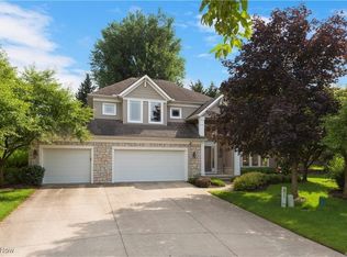30951 Walden Dr, Westlake, OH 44145