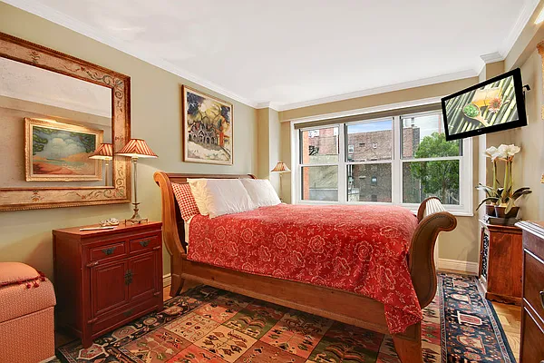 Sold by Corcoran | media 15
