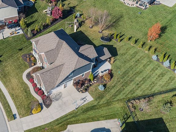 3rd image of 11504 Willow Bend Dr