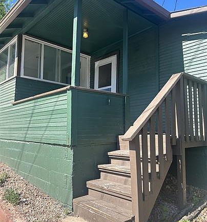 2nd image of 601 Manitou Ave #2