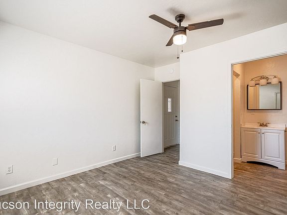5th image of 1309 N Park Ave #6634197