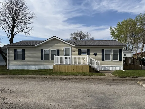 507 W Elm Ave #187, Charleston, IL 61920