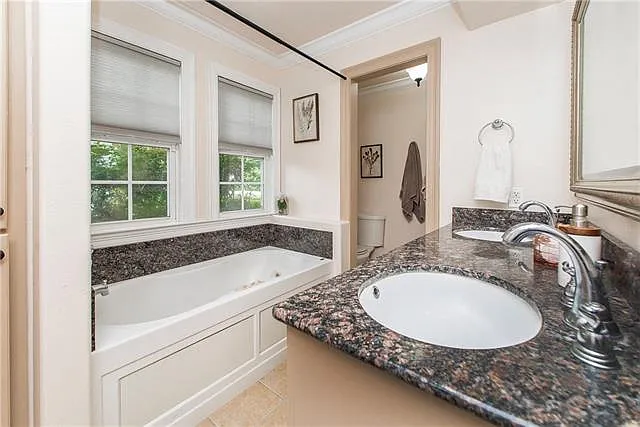 1306 W Church St — Photo 14