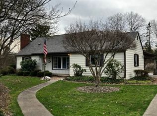 3872 Brookside Dr, Barberton, OH