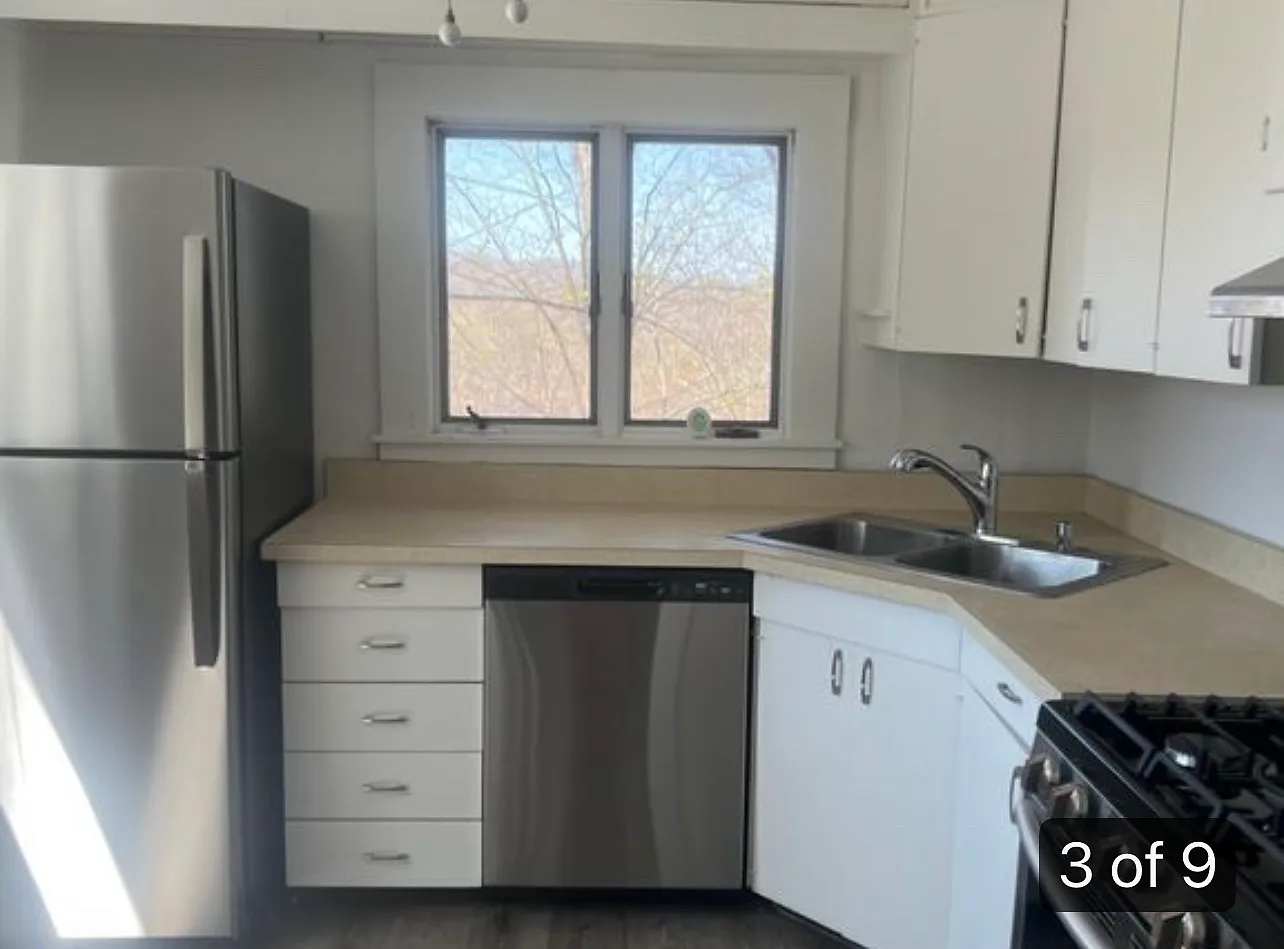 2 bed, 1106 sqft, $2,999 — Photo 3