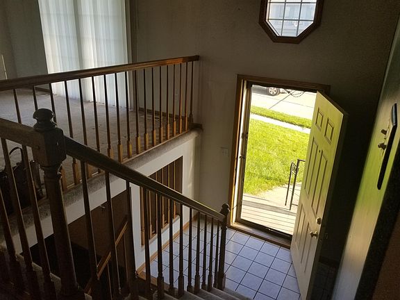 2nd image of 8420 Vernon Ave