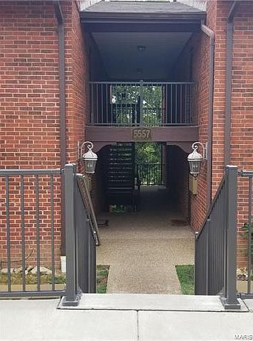 1st image of 5557 Baronridge Dr APT 1