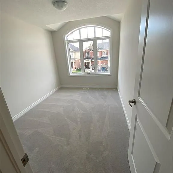 27 Stonehill Ave — Photo 10