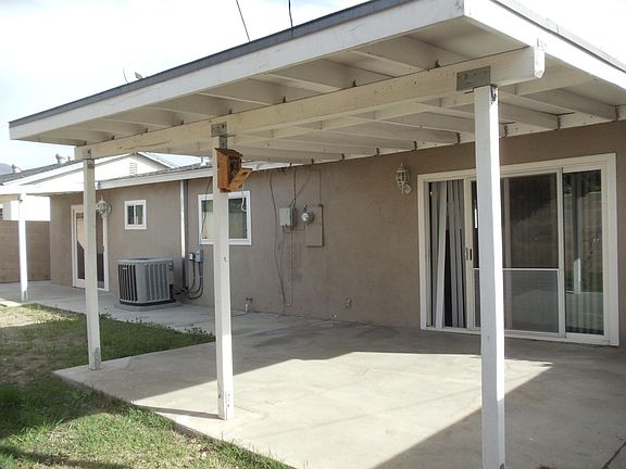 5th image of 1009 N Placer Ave