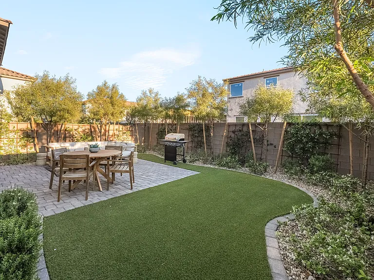 4327 W Gary Ave — Photo 31