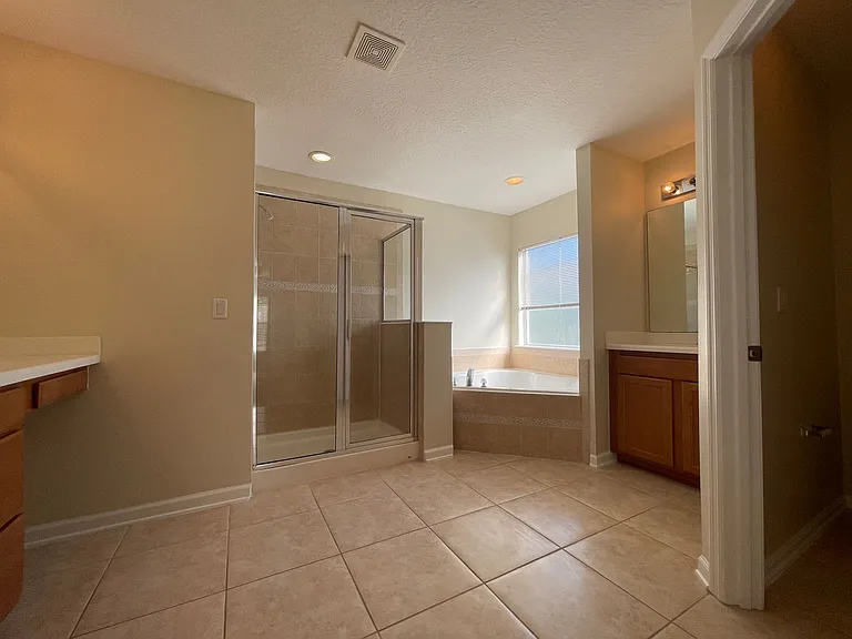 3125 E Banister Rd — Photo 16