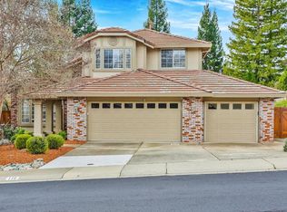 118 Burrill Dr, Folsom, CA 95630