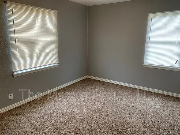 2628 Healey Dr — Photo 8
