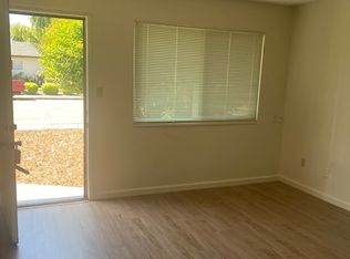 477 Arrowood Dr, Santa Rosa, CA 95407