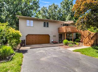 10693 Hewitt Rd, Brooklyn, MI 49230