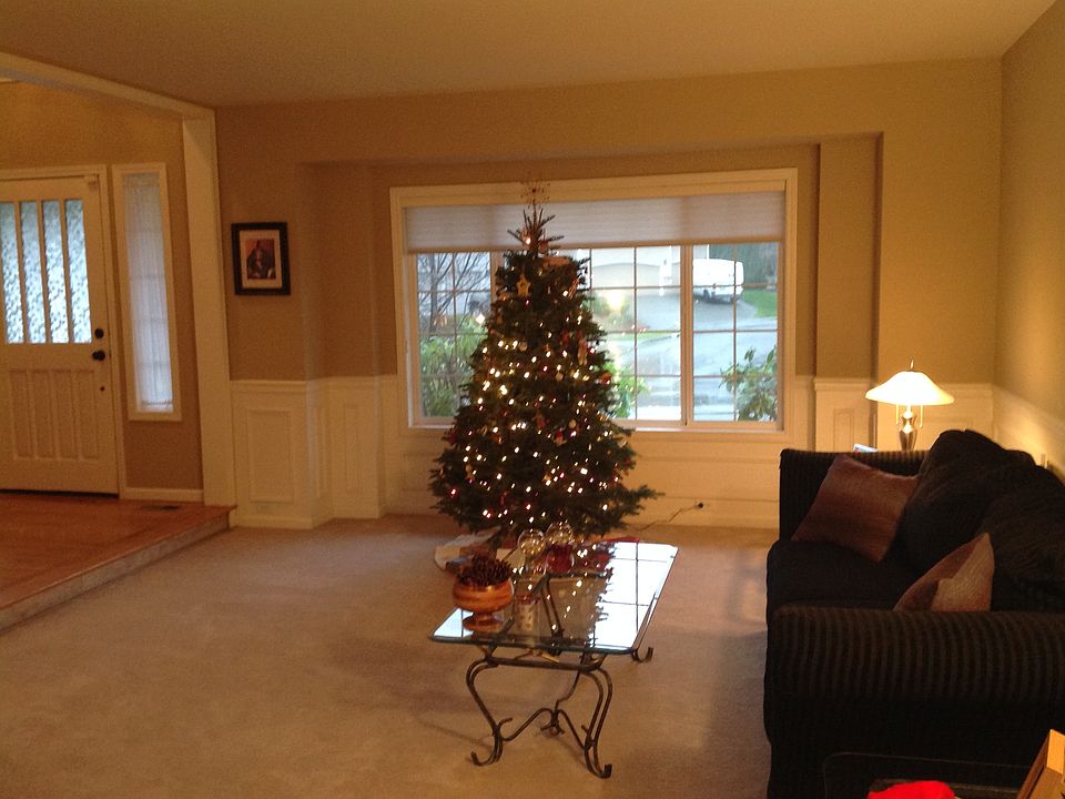 2nd image of 3702 42nd Ave NE