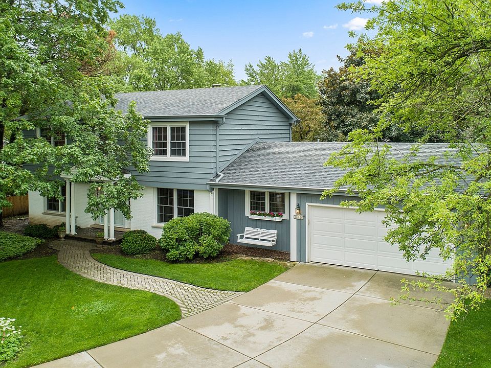 1st image of 1126 Crestwood Dr