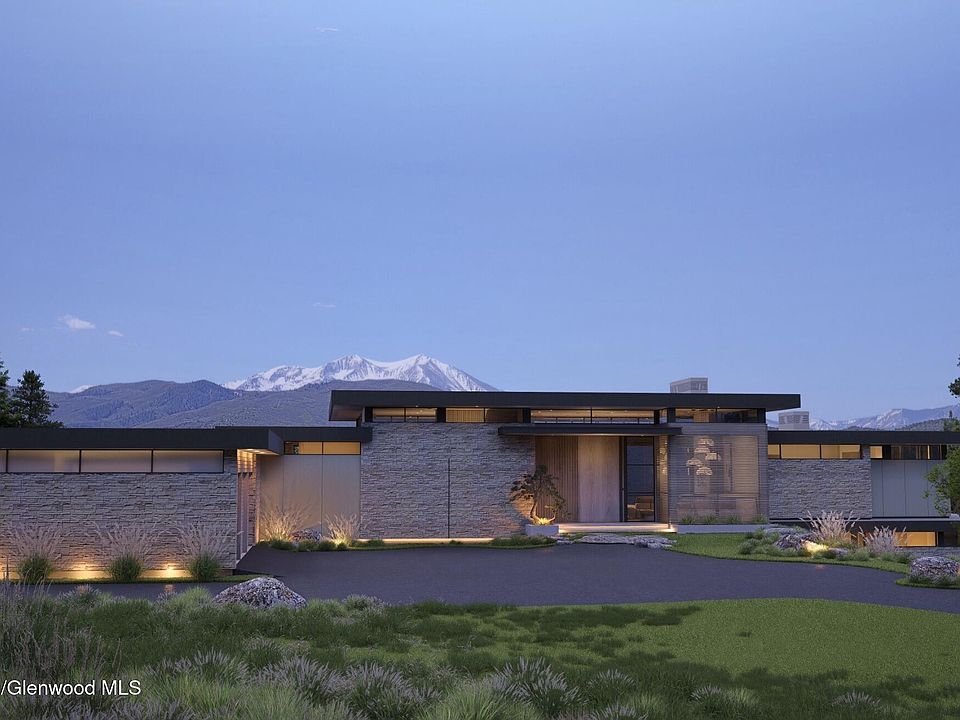 1st image of 500 Whitecloud Rd