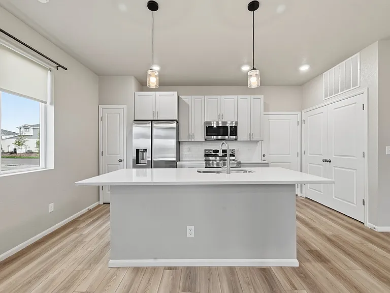 5764 Dakan Loop — Photo 6