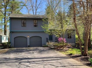 8 Sky View Rd, North Smithfield, RI 02896