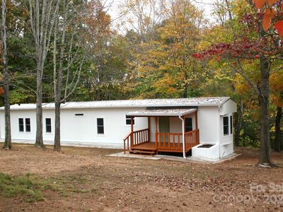 2869 9th Ave SE, Hickory, NC, 28602