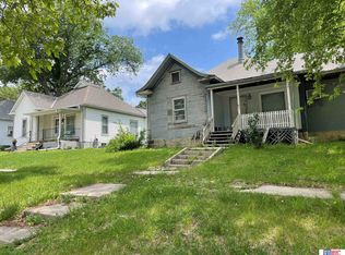 1300 N Iowa Ave, York, NE 68467
