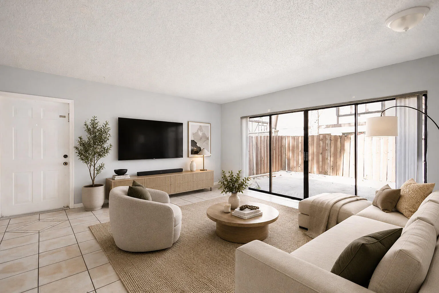2 bed, 2.5 bath, 1470 sqft, $2,125 — Photo 1