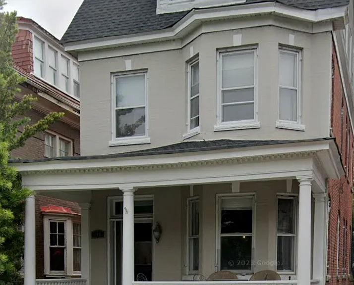910 Colonial Ave #B — Photo 1