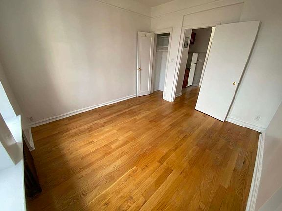 3rd image of 2194 3rd Ave APT 4A