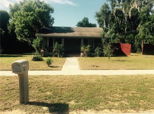 816 E Citrus Ave, Eustis, FL 32726