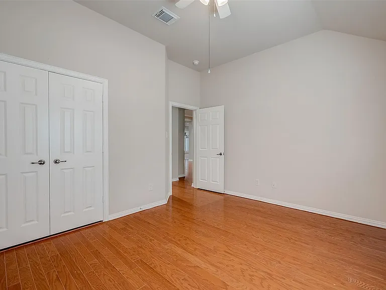 7206 Spring Meadow Ln — Photo 31