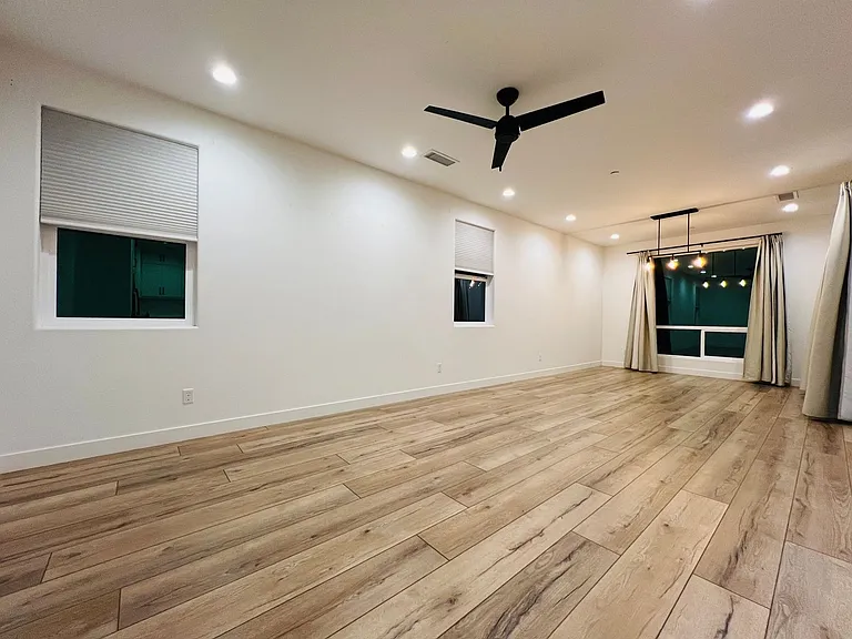 4366 Redrock Dr — Photo 15