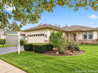 12901 Applewood Dr, Huntley, IL 60142