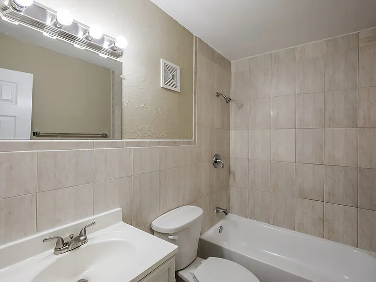 14277 Kendale Lakes Cir — Photo 14
