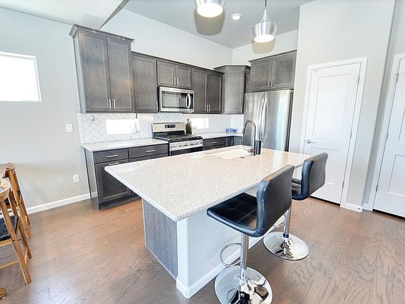 5th image of 13388 Positano Pt