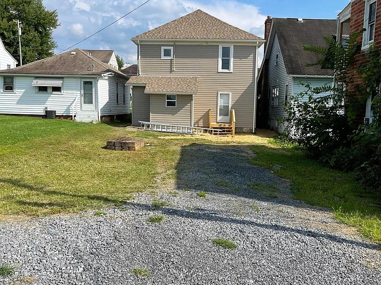409 Maryland Ave — Photo 10