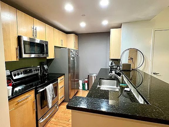 4th image of 149 Essex St APT 3H