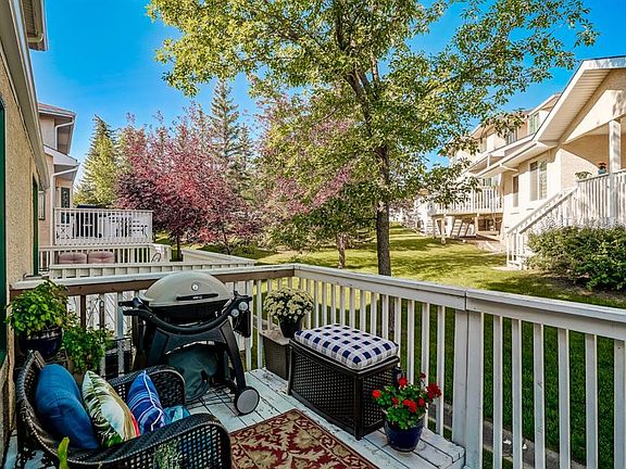 3rd image of 200 E Sandstone Dr NW #25