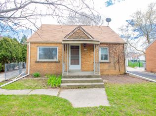 4279 S Whitnall Ave, Milwaukee, WI 53207