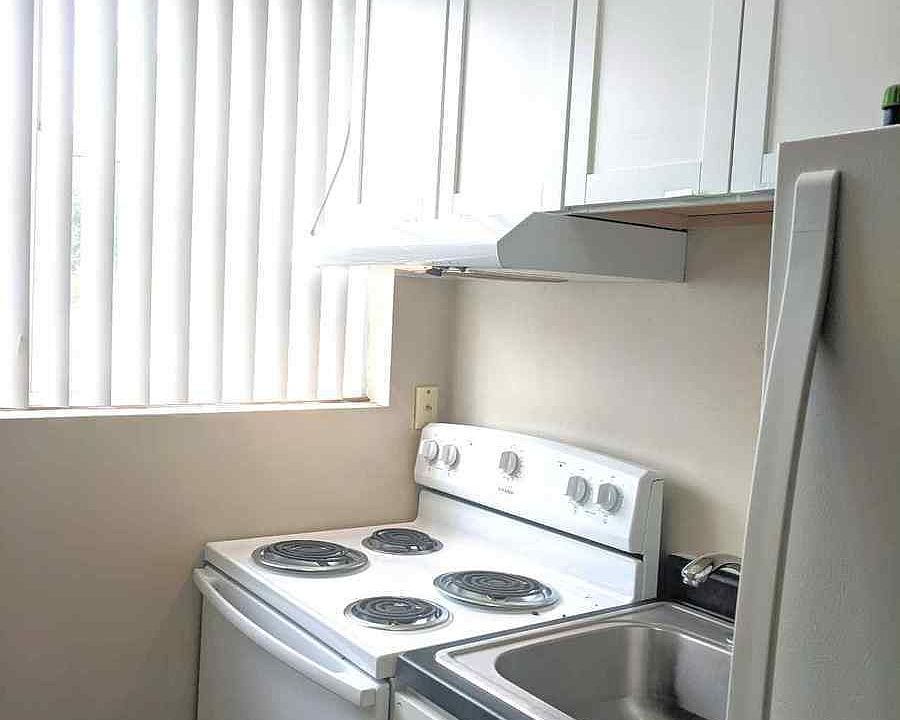 1st image of 1270 Magnolia Ave E #8