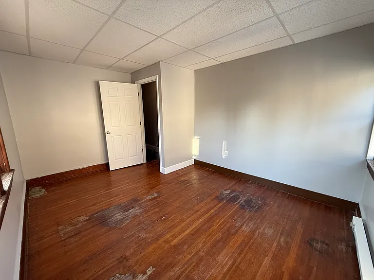 10 Fairview Ave #3 — Photo 10