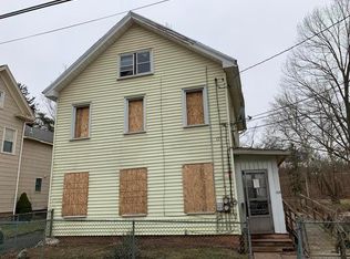 105 Bunker Ave, Meriden, CT 06450