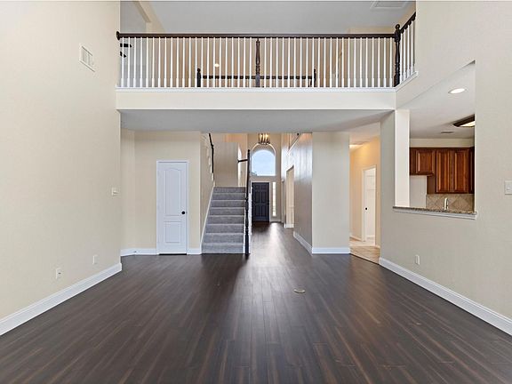 5th image of 8516 Ontario Dr