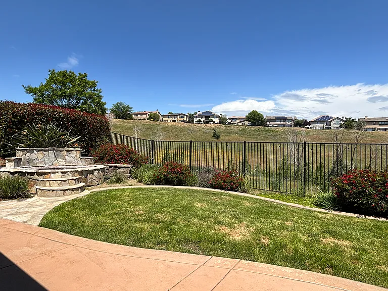 2263 Muratura Way — Photo 28