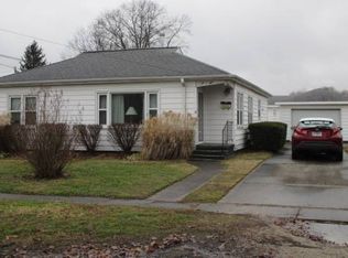 203 S Wilson St, Palestine, IL 62451