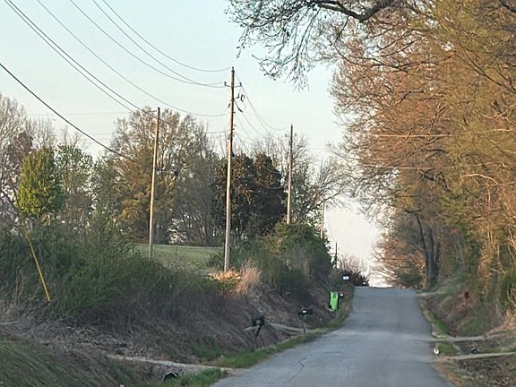 5th image of 185 Belmont Rd
