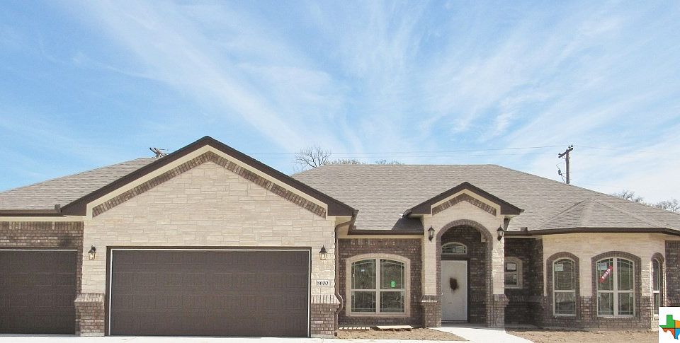 1st image of 8600 Grand Oaks