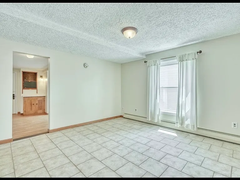27 Martin St #1 — Photo 10