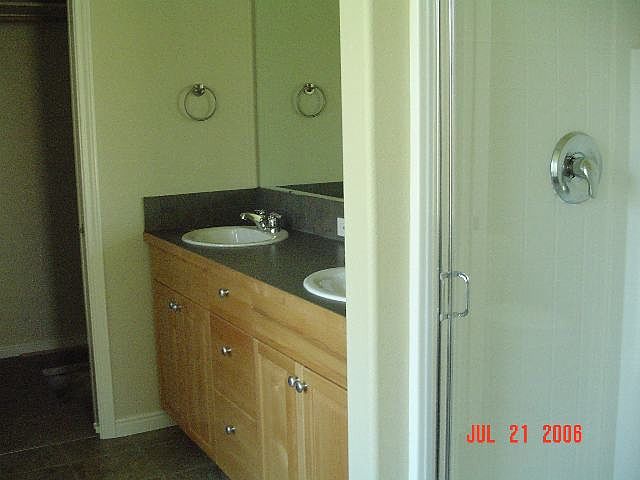 2nd image of 1314 E Ionia Dr